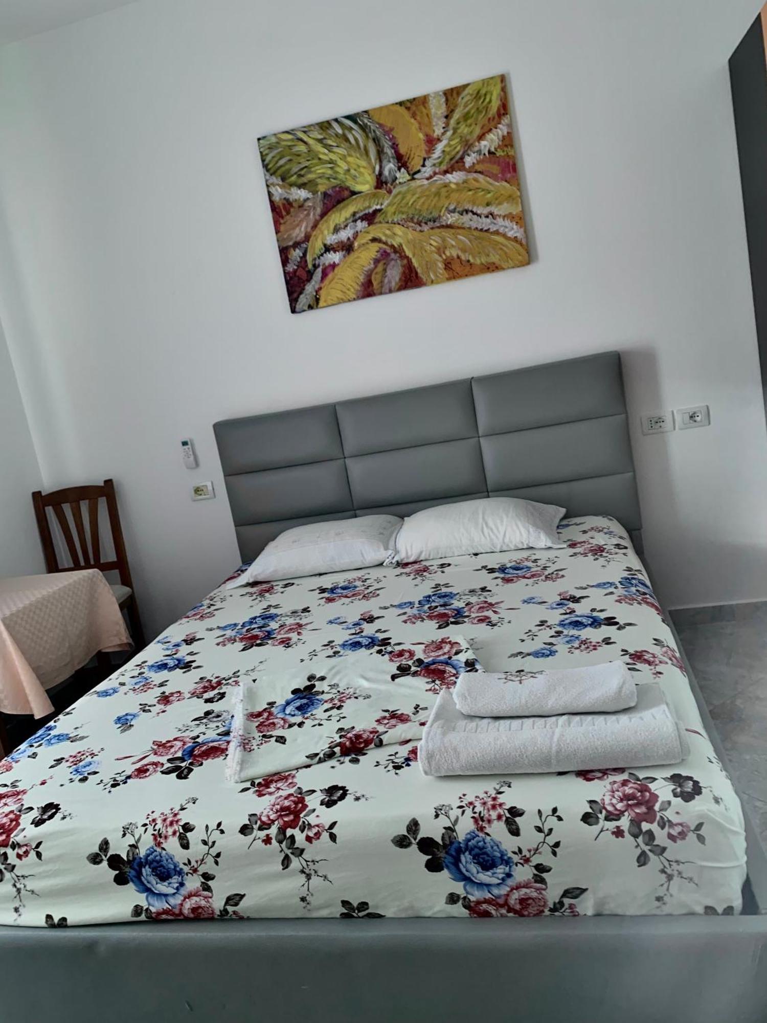 Serenade Beach Дуррес Экстерьер фото